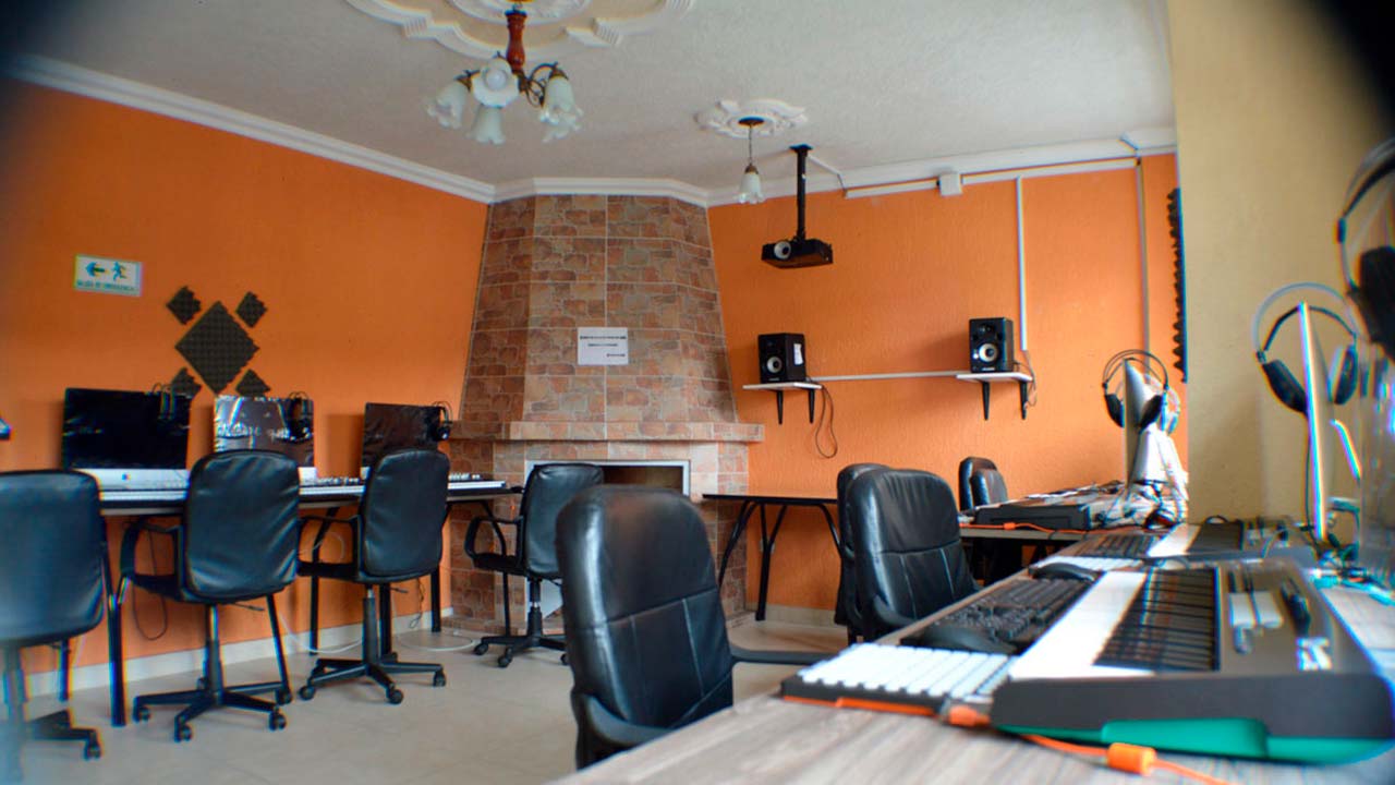Salón Mac Producción