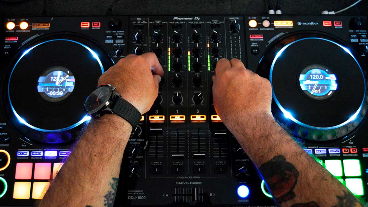 DDJ-1000
